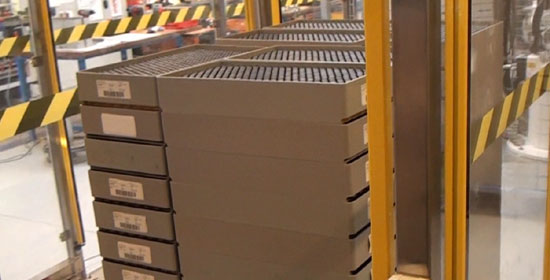 palletizing-of-amupules1 palletizing-of-amupules1